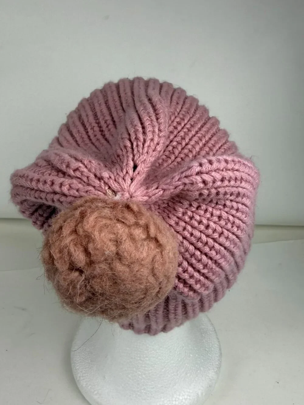 Beautees Knitworks Pink Ribbed Knit Beanie Hat Faux Fur Pom Pom Youth Girls OS